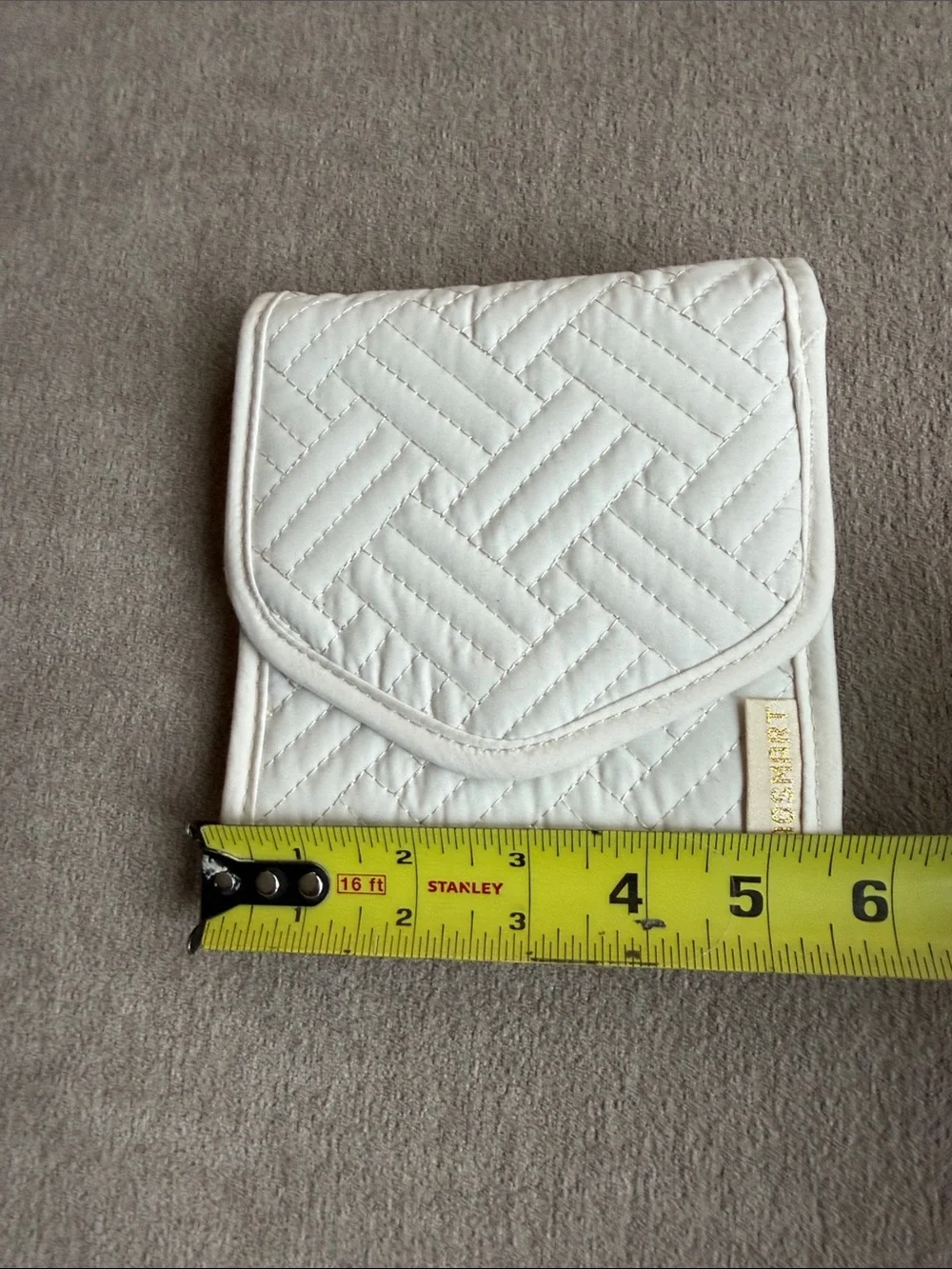 N/A lightweight quilted